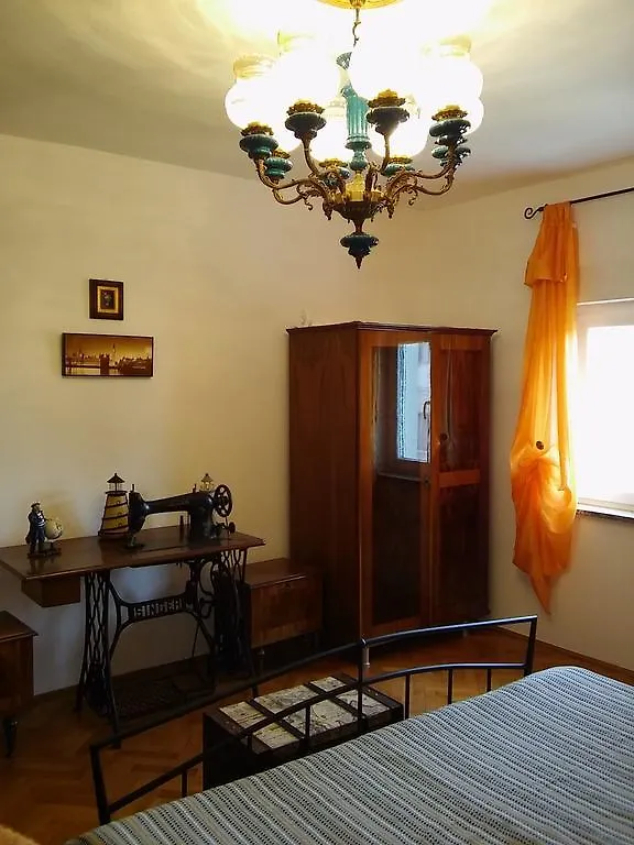 Apartment Liznjan 1